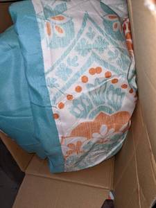 lot 36 image: Intelligent Design 8 Pc. Bed in A Bag Boho Comforter Set, Vinnie Aqua, 8 Piece