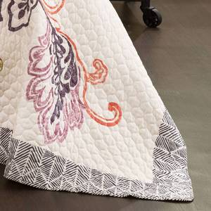 lot 14 image: Lush Decor Aster Reversible Quilt wFlower Pattern, Coral and Navy, King
