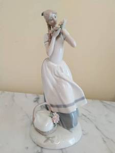 Vintage Cecilia Figurine