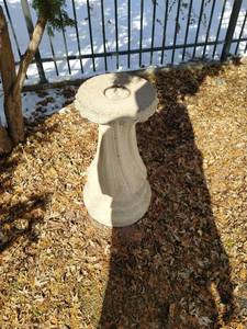 Bird Bath or Plant Stand