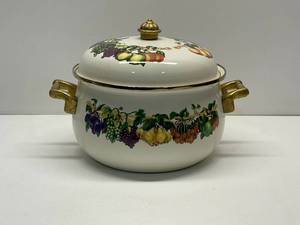 Decorative Cooking Pot