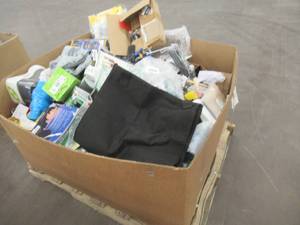 lot 816 image: LEFT OVER ITEMS FROM THE AMAZON BIN SALE - You may find several treasures, including clothes, costumes, games, Small Housewares and more
