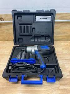 lot 91 image: KOBALT 8 Amps 12-in Drive with Hard Case and Set of Sockets