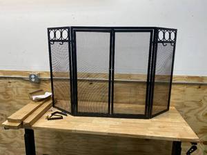 lot 81 image: STYLE SELECTIONS Fireplace Screen with Tools