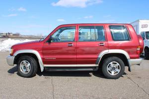 1998 Isuzu Trooper S - 4X4 - SUPER CLEAN TENNESSEE VEHICLE