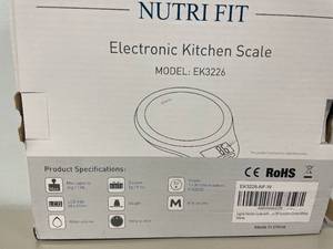 lot 71 image: Nurti Fit Electronic Kitchen Scale