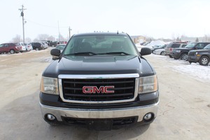 2007 GMC Sierra 1500 SLE Crew Cab 4x4 - 123,370 Miles -