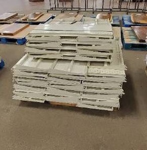 Retail Gondola 18 Shelving - Approximately 48 shelves