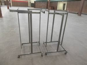 Retail Extendable Clothing Rack (27 x 27 x 51-71 Tall. Arms Extend as well. - 1 Rack missing arm.