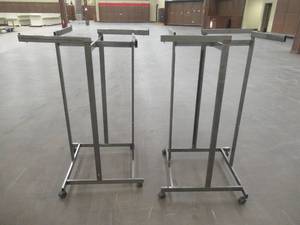 Retail Extendable Clothing Rack (27 x 27 x 51-71 Tall. Arms Extend as well. - 1 Rack has cracked wheel.