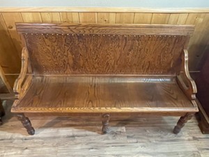 lot 5 image: Vintage Bench
