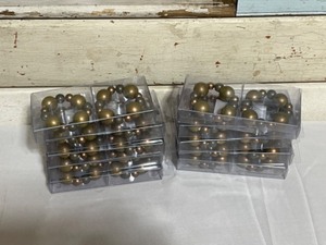 lot 44 image: Place Card Holders, Napkin Rings