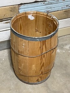 lot 69 image: Wood Barrel