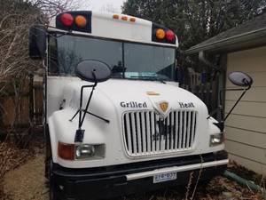 lot 525 image: 2004 International IC3S530 School Bus Food Truck