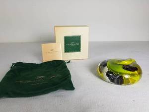 lot 92 image: Signed Murano Glass