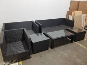 lot 108 image: Premium Black Patio Seating by Frontgate 6 Pcs