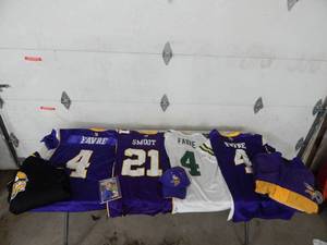 3-Favre Jerseys 52M, 1-Smoot Size L, Other Vikings Related
