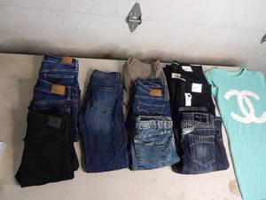 10-Pair Of Junior Jeans Size 3, Size 2 & Size 4