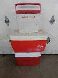 Coleman Personal 16 Quart Cooler, Igloo 48 Cooler & Rubbermaid Cooler