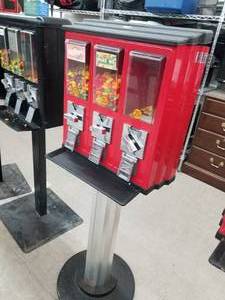 Northwestern Bulk Candy Dispenser $.25 3-head