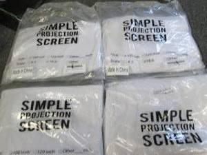 4 simple projection screens ...