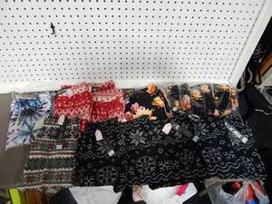 17-Pair Of Adult One Size Fits Most Leggings