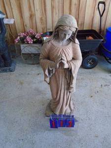 Virgin Mary design statue approx 3. As shown.