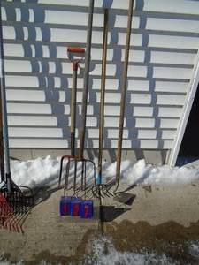 Qty of 4 yard tools as shown.