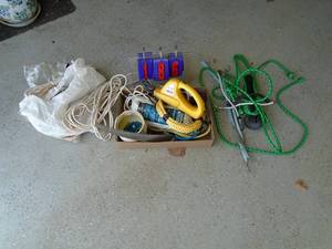 Flat of ropebungeesshears. As shown.