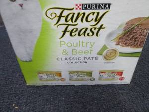 Fancy Feast 23 cans Poultry & Beef ...