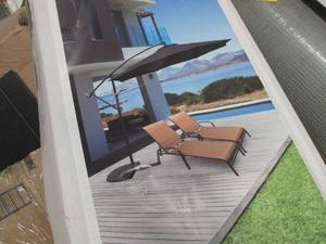 Belavi 10 Offset Umbrella open box...