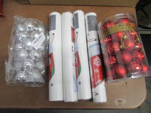 4 Rolls of 8 Sheets Holiday Window ...