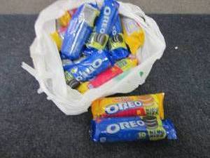 18- 4 oz pks Oreo King Size...