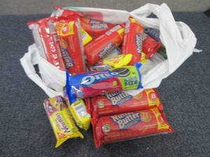 18 pks Assorted Cookie Snacks...