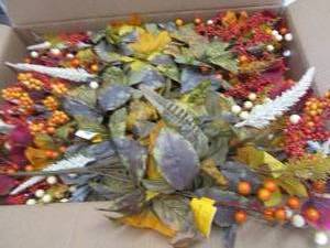 Box of Berries & Leaves Bouquets...