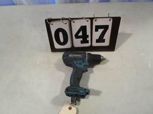 Makita Compact Cordless 12 Driver Drill