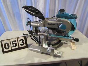Makita DXT 10 Slide Compound Miter Saw