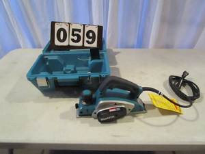 Makita 3-14 Planer