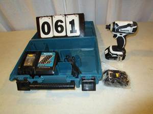 Makita Compact Impact Driver Kit