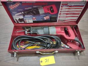lot 71 image: Milwaukee Super Sawzall...