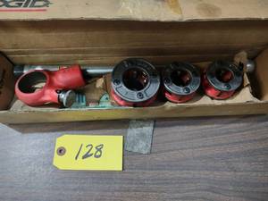 lot 128 image: Ridgid Pipe Tap Set, 12, 34, & 1...