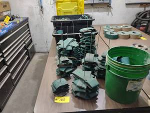 lot 185 image: Large Quantity Assorted Flappers wi...
