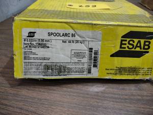 lot 253 image: Esab Spoolarc 86 .035 Welding Wire...