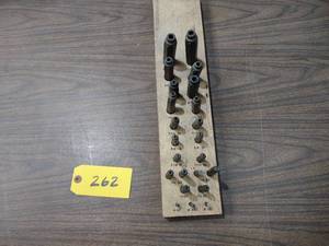 lot 262 image: Standard Transfer Screws...