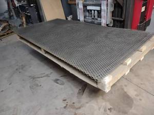 lot 275 image: (6) 4x8 Stainless Steel