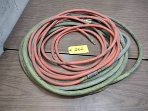 lot 362 image: Air Hoses...