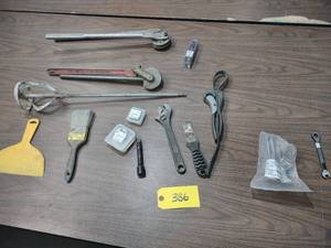 lot 386 image: Assorted Tools...