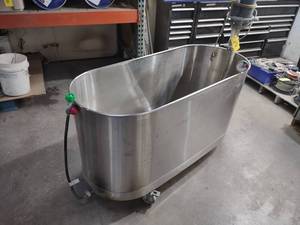 lot 393 image: Whitehall Portable Therapy Tub, LP ...