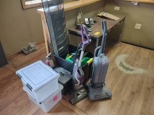 lot 411 image: Office Table, Vacuum Cleaners, Phon...