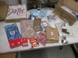 Reading glasses, dcor, soap, beac...